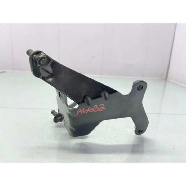 Suporte Bomba Agua Auxiliar Audi A6 2013/2016