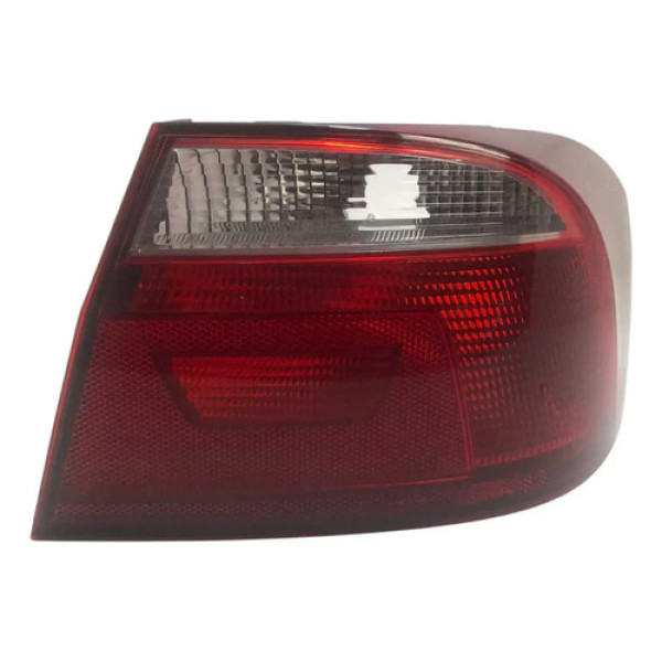 Lanterna Direita Volkswagen Voyage G6 2013/2017 Direito/passageiro Vermelho