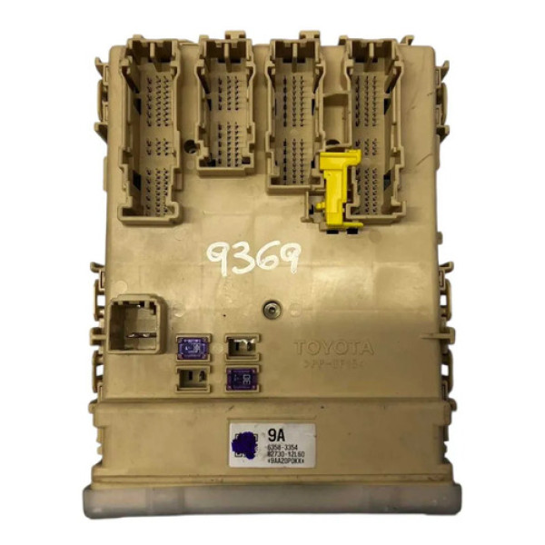 Caixa Fusíveis Toyota Crolla 2015/2019      12605