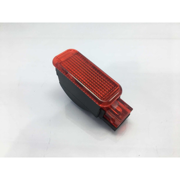 Luz Cortesia Vermelha Audi A4 2011