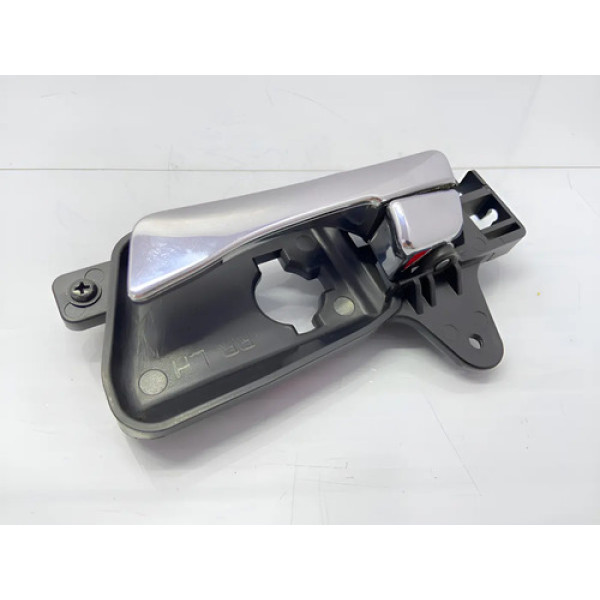 Maçaneta Interna Traseira Esquerda Hyundai I30 09/12 Traseira