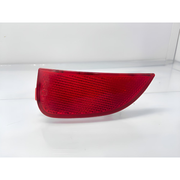 Olho De Gato Esquerdo Fiat Palio 2012/2018 Vermelho