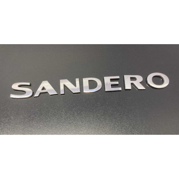 Emblema Sandero Capô Traseiro Renault Sandero 2016