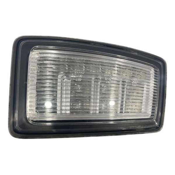 Luz Interna Cortesia Esquerda Porta Malas Audi A1 2013/2016