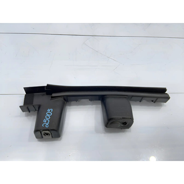 Guia Vidro Porta Dianteira Direita Chevrolet Cruze 2018/2023 Preto
