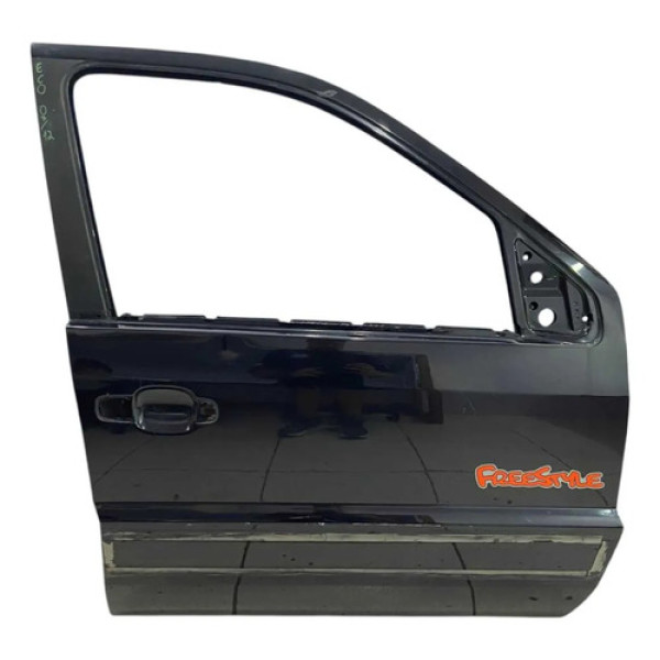 Porta Dianteira Direita Ford Ecosport 2003/12 Detalhe 4515 Dianteira . Preto