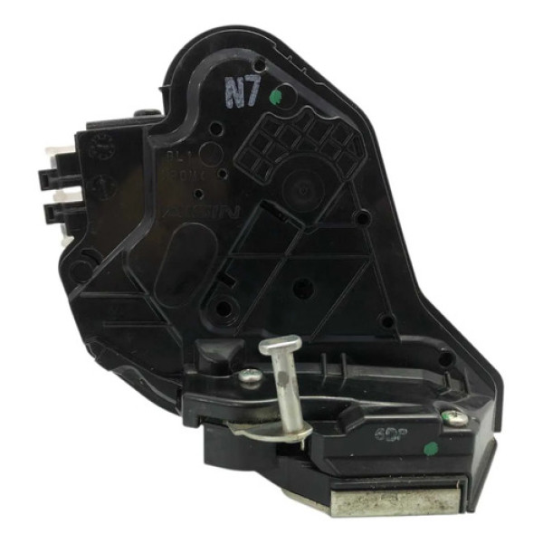 Fechadura Traseira Esquerda Toyota Corolla 2015/2018    4011
