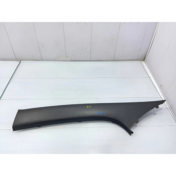 Moldura Coluna Para-brisa Esquerdo Renault Captur 17/23 Preto Listras