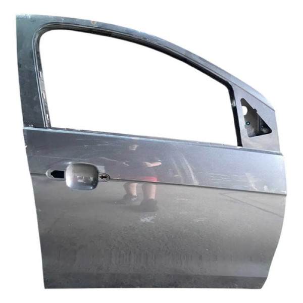 Porta Dianteira Direita Fiat Grand Siena 2013/2021     4477 Dianteira Direita Prateado