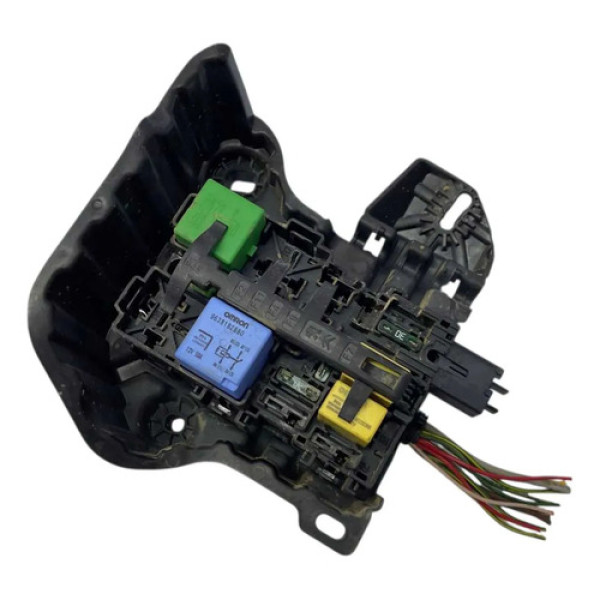 Caixa De Fusiveis E Rele Peugeot 208 1.6 2013/2019