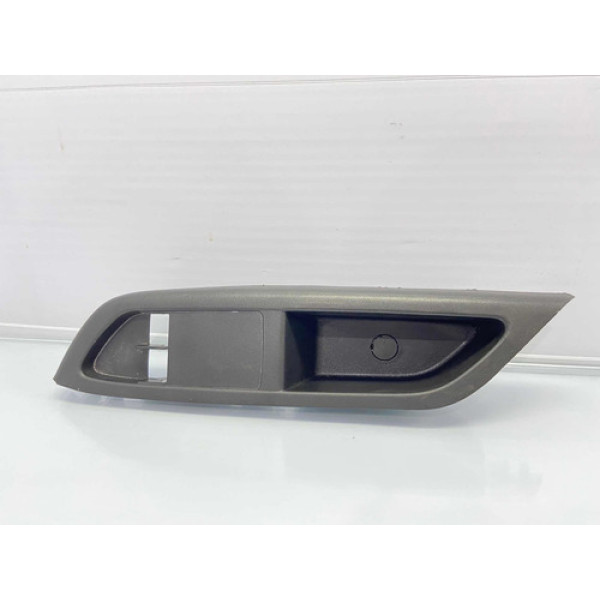 Moldura Comando Vidros Elétricos Chevrolet Onix 2013/2019
