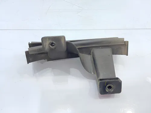 Guia Canaleta Vidro Porta Dianteira Direita Peugeot 207  Preto