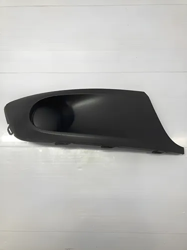 Moldura Milha Lado Direito Volkswagen Fox 2010/2014 Preto Direito