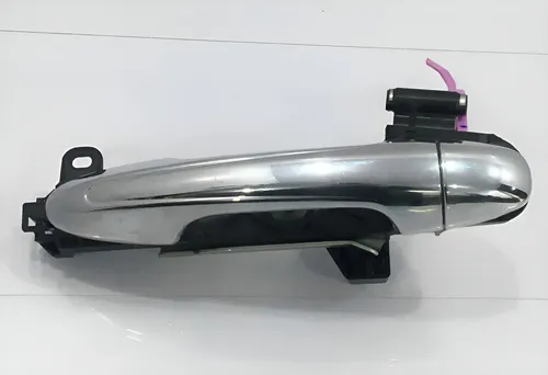 Maçaneta Externa Traseira Esq Toyota Hilux 2022 Prateado