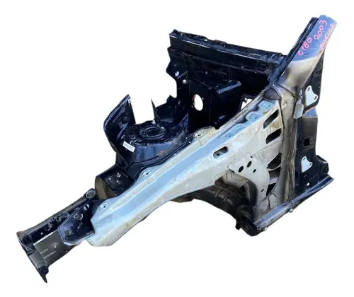 Longarina Esquerda Mercedes C180 2003/2006 56512 .