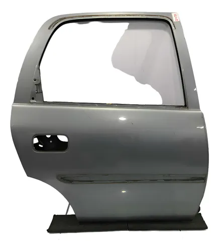 Porta Traseira Direita Chevrolet Corsa Classic 2000/2010 Traseira Direita Cinza