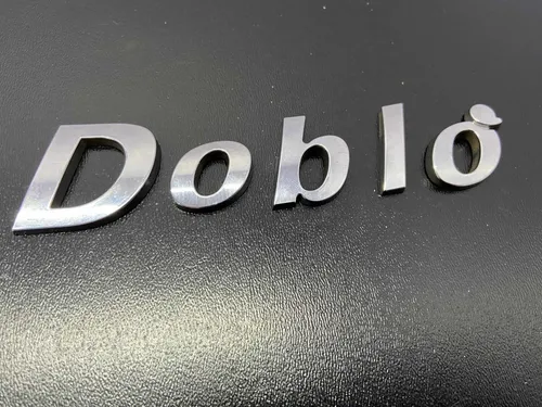Emblema Doblò Traseira Esquerda Fiat Doblò 2003/2016