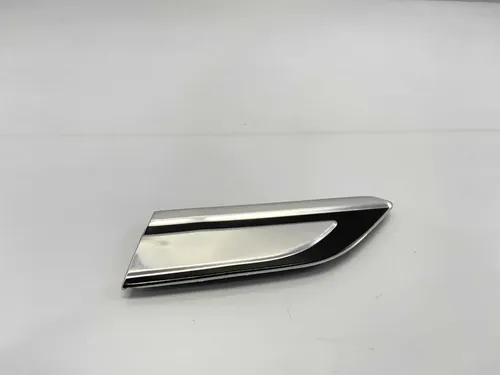 Emblema Highline Dianteiro Esquerdo Volkswagen Nivus 2020/22