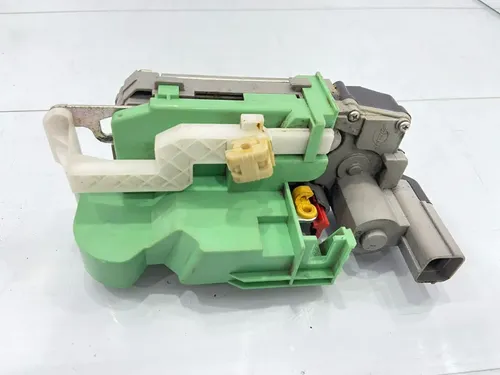 Fechadura Porta Traseira Esquerda Fiat Uno 2011/2021