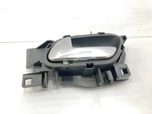 Puxador/interno Lado Esquerdo Citroën C3 2016 Traseira