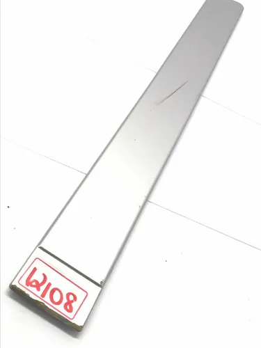 Friso Prata C/detalhe Porta Traseira Dir  Gm Cobalt 13/17