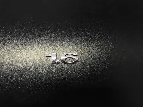 Emblema 1.6 Capô Traseiro Ford New Fiesta 2014/2021