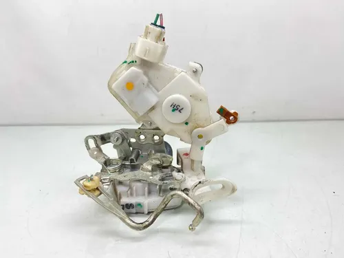 Fechadura Porta Dianteira Direita Toyota Etios 2013/2021