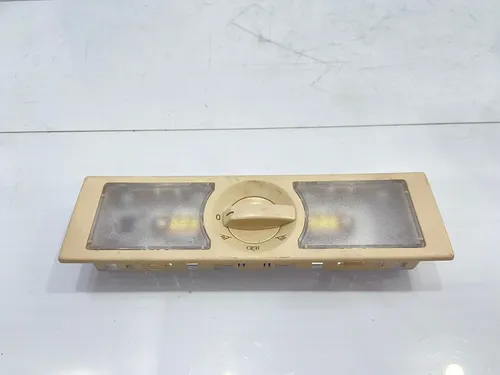 Luz De Teto Cortesia Traseiro Volkswagen Tiguan 2012/2016
