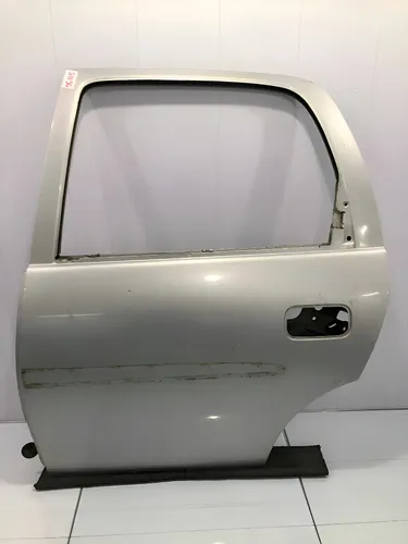 Porta Traseira Esquerda Chevrolet Corsa 2000/2010 Traseira Esquerdo Prateado