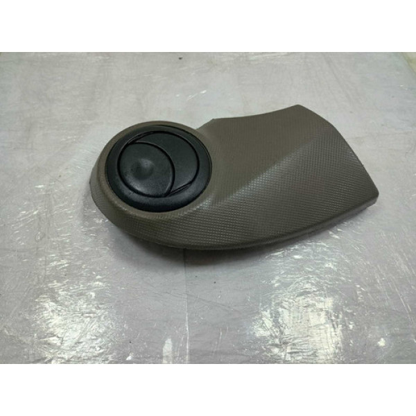 Moldura Difusor De Ar Esquerdo Renault Sandero 2008 Á 2012