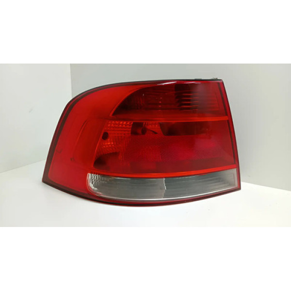 Lanterna Lado Esquerdo Volkswagen Voyage 1.6 2013 Esquerdo/motorista Vermelho