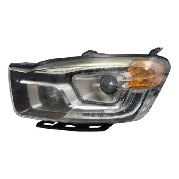 Farol Esquerdo Ssangyong Korando  2013 Á 2015 Esquerdo/motorista