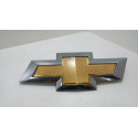 Emblema Gravata Dourado Porta Malas Cruze Hatch 2017/2018 Dourado