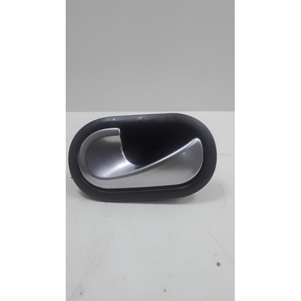 Maçaneta Interna Esquerda Renault Megane Sd Dyn 1.6 2006 Cinza Dianteira