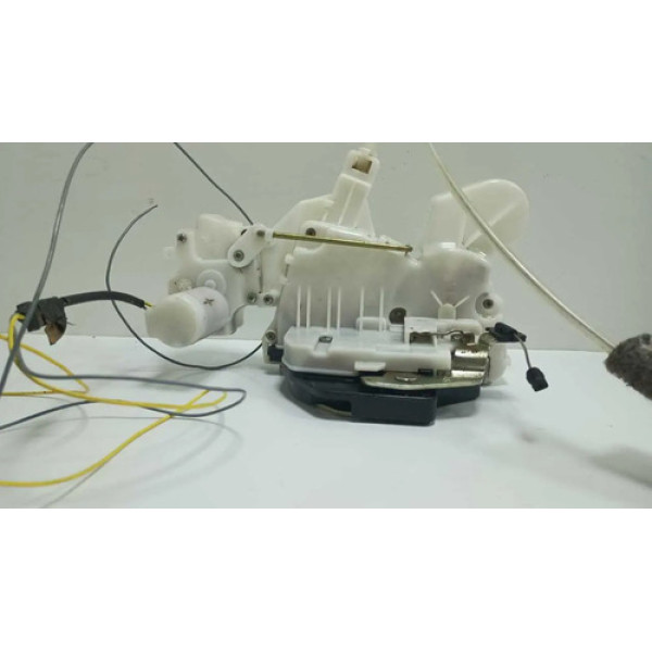 Fechadura Traseira Esquerda Volkswagen Gol G5 2008