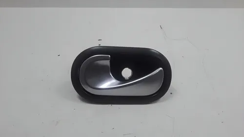 Maçaneta Interna Esquerda Renault Megane Sd Dyn 1.6 2006 Cinza Dianteira
