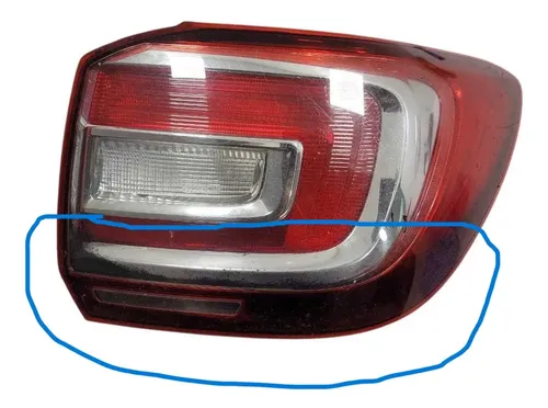 Lanterna Direita Renault Sandero 2015/2018 C/detalhes Direito/passageiro Vermelha