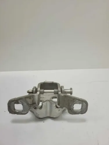 Dobradiça Porta Dianteira Direita Renault Sandero 2010