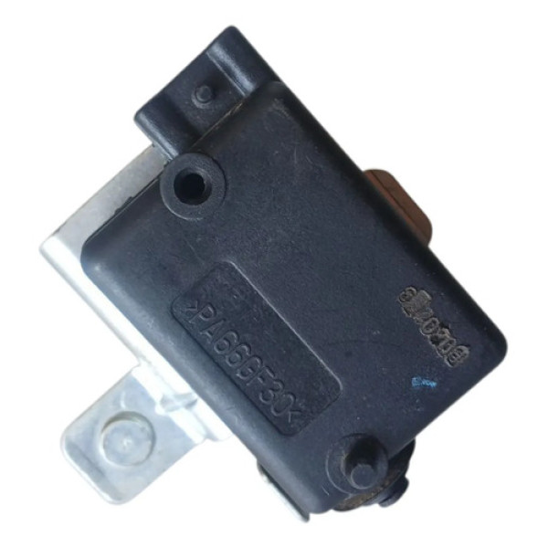 Modulo Trava Elétrica Porta Malas Renault Sandero 08/11