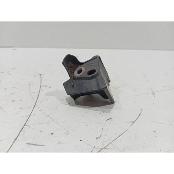 Suporte Sensor Impacto Commander 2022 Direito M13380