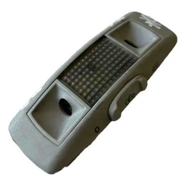 Luz Teto Lateral Traseira Esquerda Vw Golf 2002 Cx546m