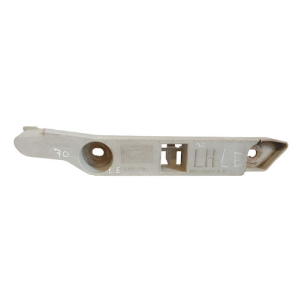 Guia Para-choque D.e Ford Focus 2009 A 2013 8m5117d959a 