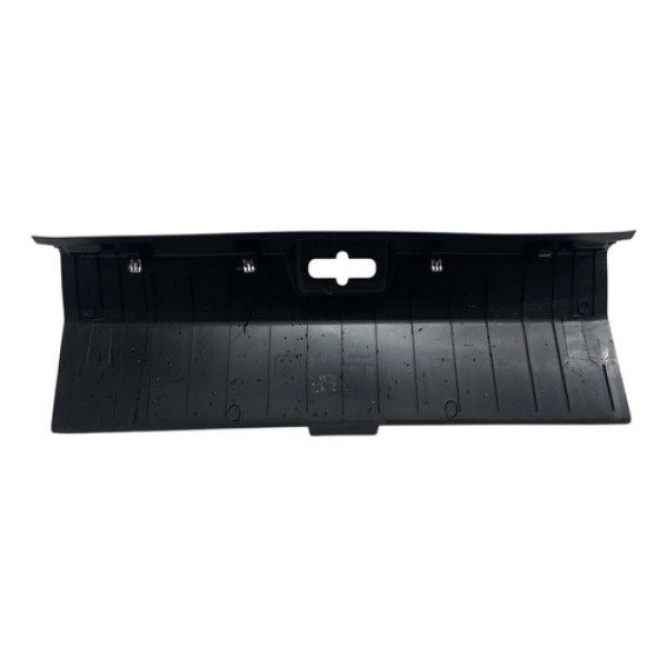 Moldura Acabamento Porta Malas Detalhe Chevrolet Onix 2024