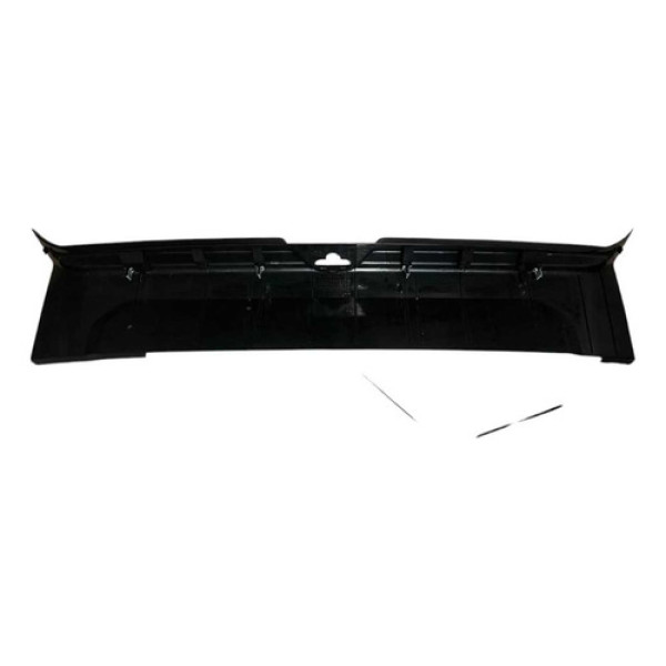 Moldura Acabamento Porta Malas Chevrolet Spin 2025 Preto Liso