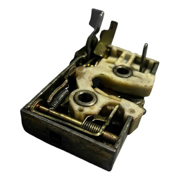 Fechadura Da Porta Traseira Volkswagen Santana
