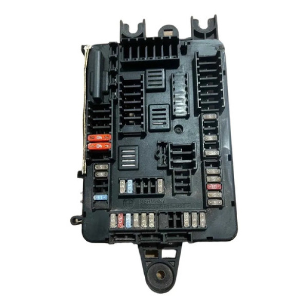 Caixa De Fusível Bmw 118i 2011/2015 10688710 (usado)