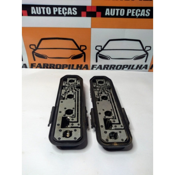 Circuito De Lanterna Clio Hatch 99/02 ( Par) Pn:7700433750 Esquerdo Azul-claro