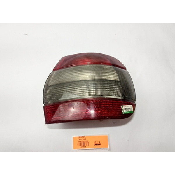 Lanterna L.d Fiat Siena 1996/2000 Original C/nf Vermelho E Fumê