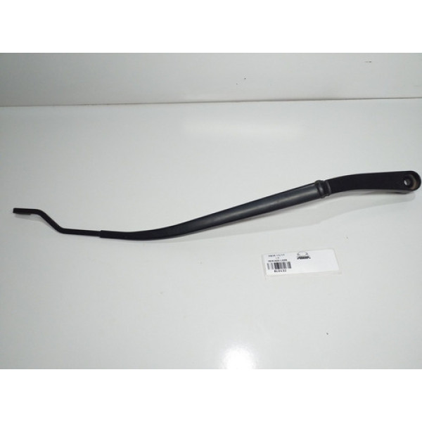Braço Limpador Parabrisa L.d Hyundai Hb20 13/17 983021s000 Direito