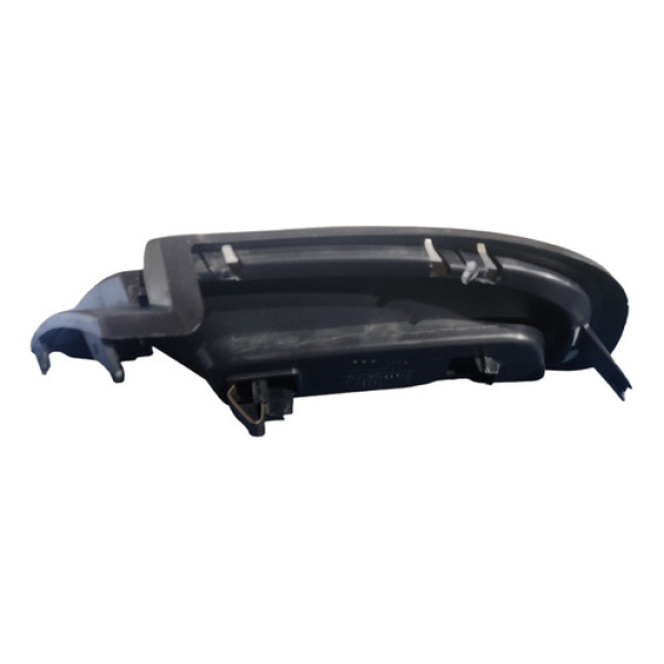 Moldura Com Refletor Olho De Gato Parachoque 858420063r Dust